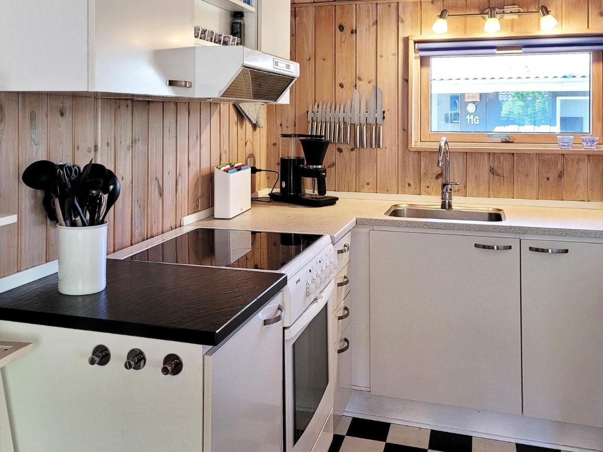 8 Person Holiday Home In Nex Snogebæk Extérieur photo